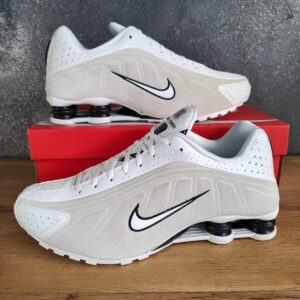 Nike Shox R4