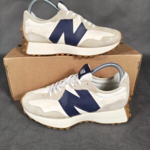 New Balance 327